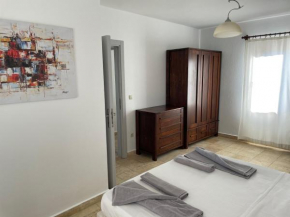 Rosa is a lovely, modern 2 bedroom apartment.